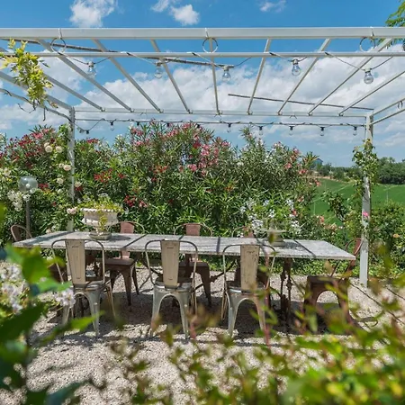 Villa Casa Felice 11 *